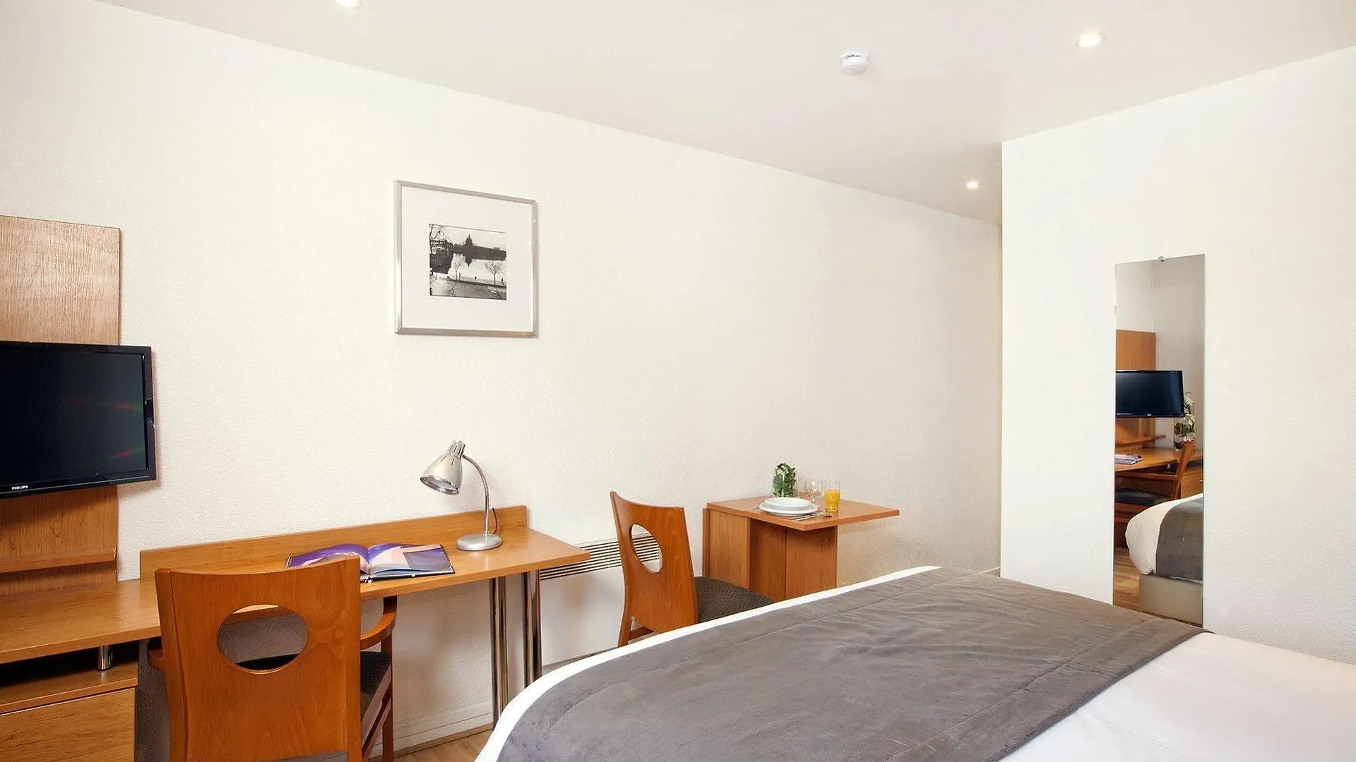 Sejours & Affaires Toulouse De Brienne Aparthotel 2*,