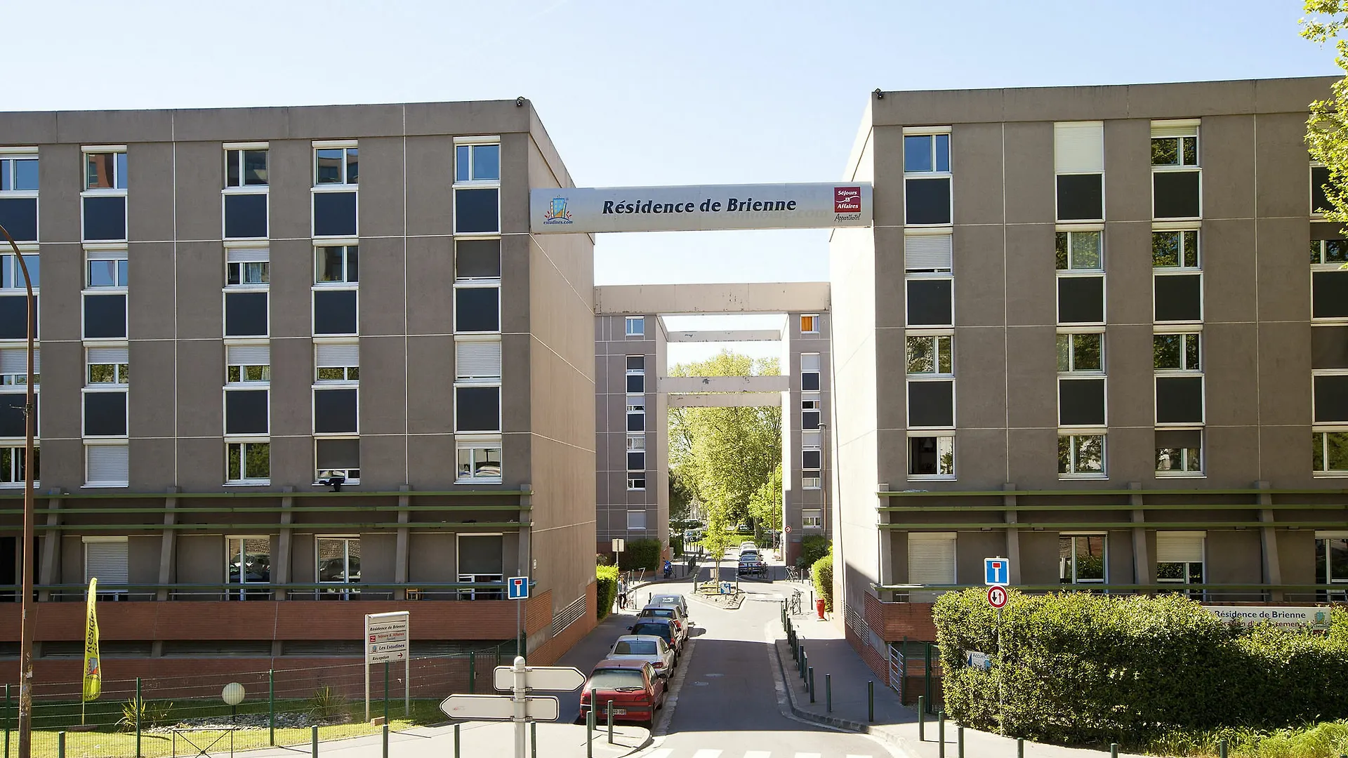 **  Sejours & Affaires Toulouse De Brienne Aparthotel France